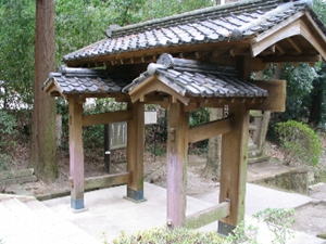 高麗門（こうらいもん）