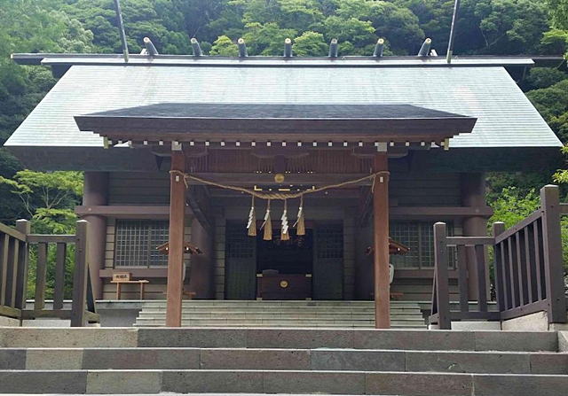 安房神社