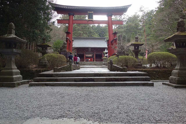 北口本宮冨士浅間神社　大鳥居（日本最大木造鳥居）