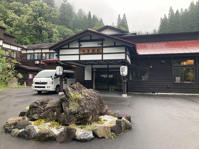 ���e����