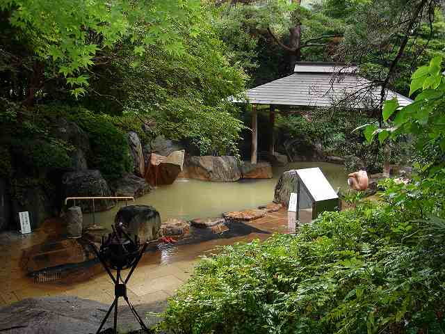 篝火の湯 緑水亭