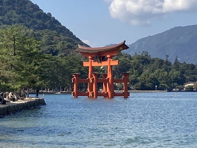 厳島神社　鳥居