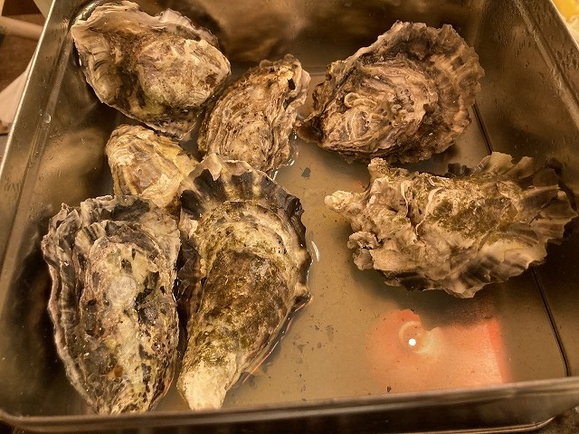 海鮮居酒屋 牡蠣小屋　カキのガンガン焼